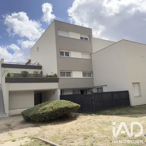 Apartment in Melun (77000)