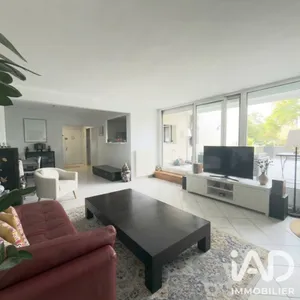 Appartement à Vaux-le-Pénil (77000)
