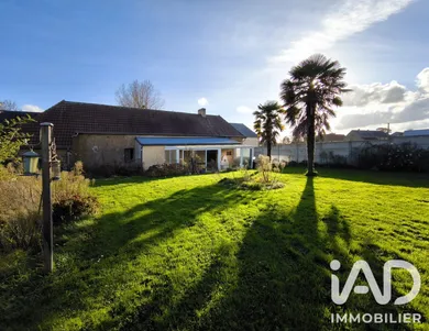 Maison de campagne à Saint-Sébastien-de-Raids (50190)