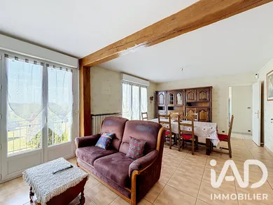 Maison à Chessy (77700)