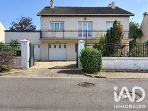 Maison à Chessy (77700)
