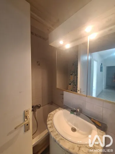 Appartement à Saint-Julien-en-Genevois (74160)