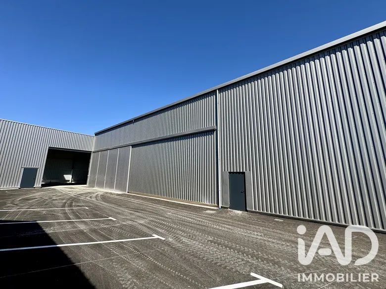 Local commercial 500 m² · à Orange · 500 m² · 475 000 €
