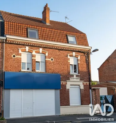 Immeuble à Pérenchies (59840)