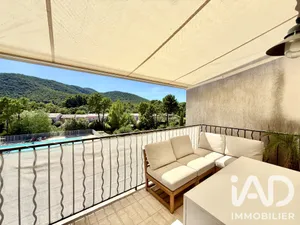 Appartement à la Mole (83310)