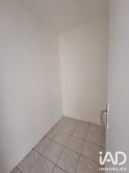 Apartment in Grigny (91350)