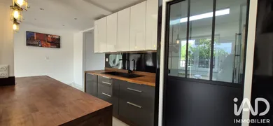 Maison traditionnelle à Ay-sur-Moselle (57300)