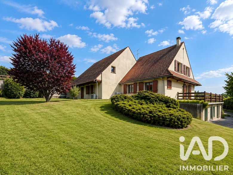 Maison 8 pièces 245 m² · à Boigneville · 245 m² · 450 000 €