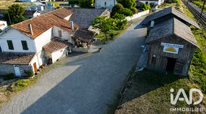 Townhouse in Les Églisottes-et-Chalaures (33230)