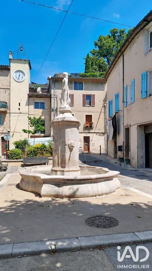 Maison de village à Auriol (13390)