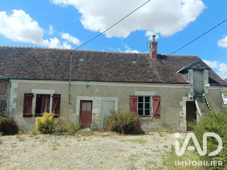 Maison 6 pièces 116 m² · à Saint-Amand-Longpré · 116 m² · 76 000 €