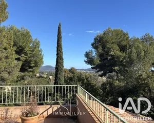 Bastide in La Garde (83130)
