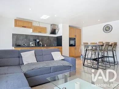 Apartment in Solliès-Pont (83210)