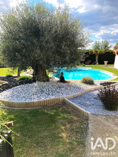 Detached house in Angeville (82210)