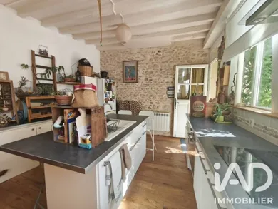 Townhouse in Le Malesherbois (45330)