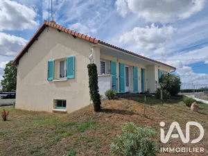 House in Sainte-Verge (79100)