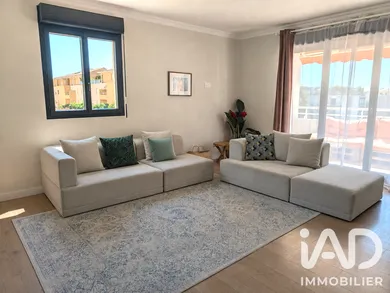 Apartment in Saint-Raphaël (83700)