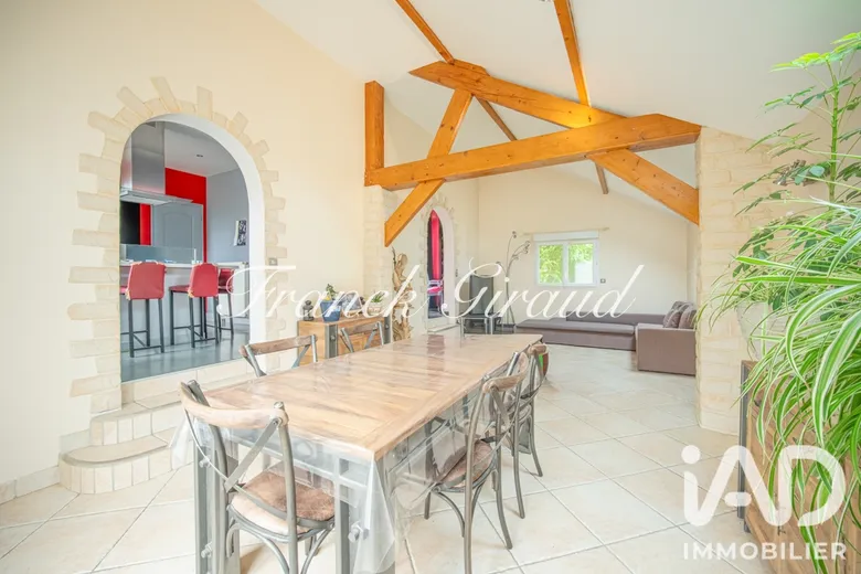 Maison 5 pièces 130 m² · à Saint-Michel-sur-Orge · 130 m² · 398 000 €