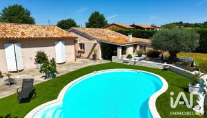 Detached house in Angeville (82210)