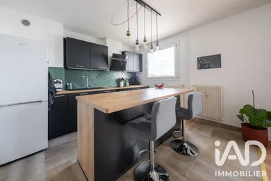 Apartment in Fontaine-lès-Dijon (21121)