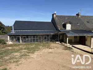 Maison de village à Rieupeyroux (12240)