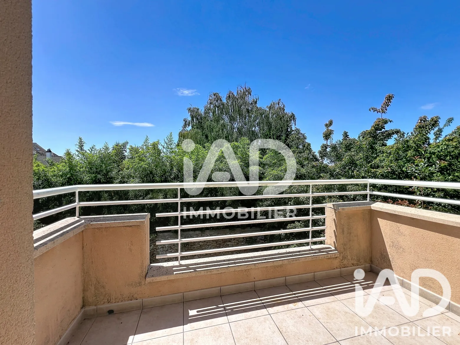 Vente appartement à Tournan-en-Brie (77220) : appartement 3 pièces 66 m² - 2100890 — 2