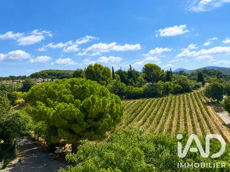 Appartement 2 pièces 54 m² · à Le Castellet · 53,9 m² · 225 000 €