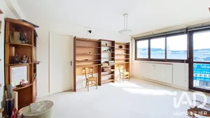 Apartment in Issy-les-Moulineaux (92130)