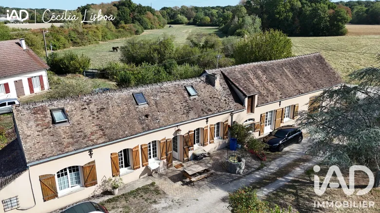 Maison 6 pièces 154 m² · à Saint-Valérien · 154,1 m² · 259 000 €