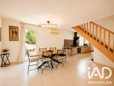 Maison traditionnelle à Volx (04130)
