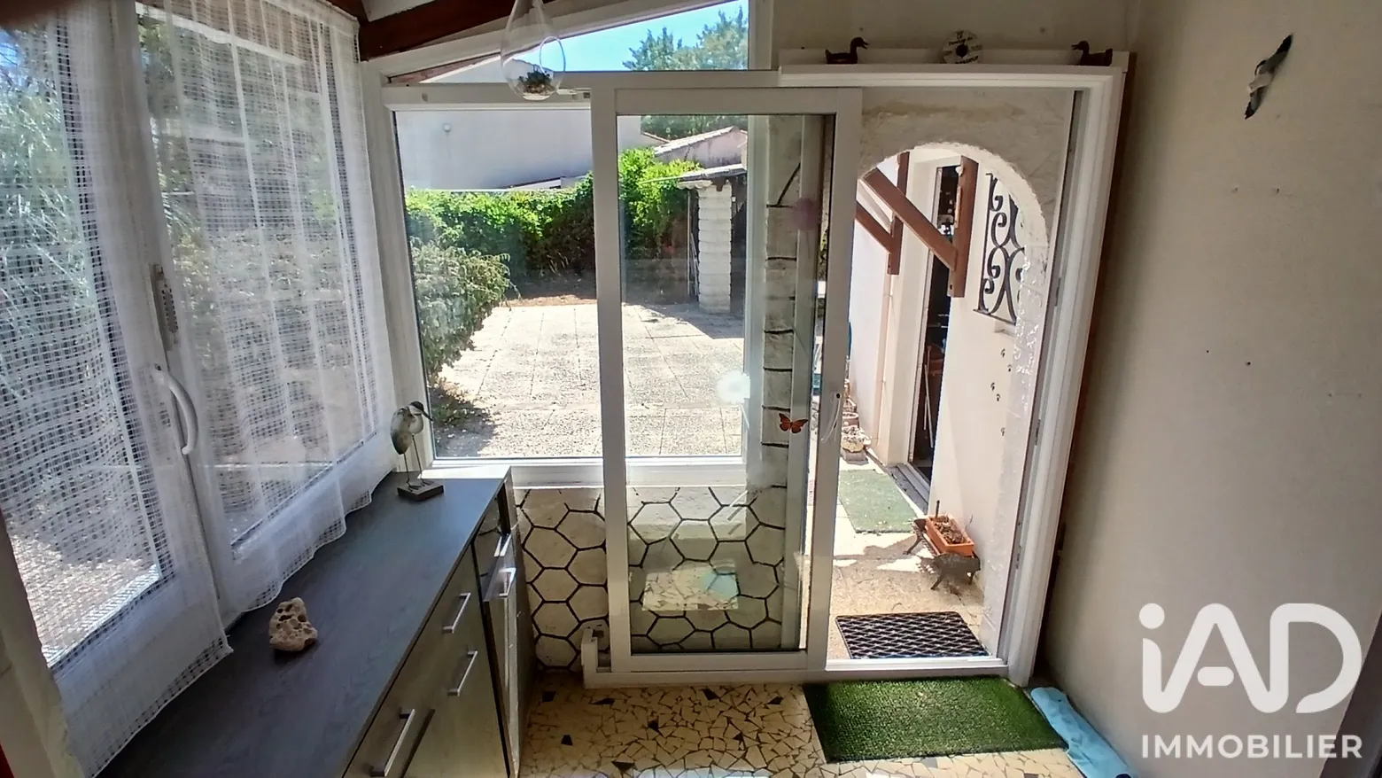Vente maison à Le Château-d'Oléron (17480) : maison 5 pièces 100 m² - 2101624 — 2