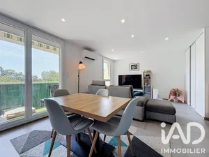 Apartment in Salon-de-Provence (13300)
