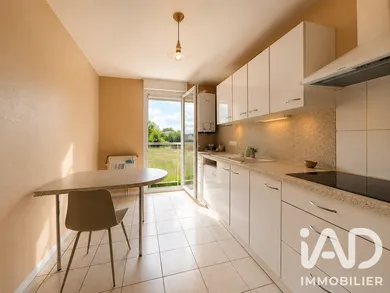 Appartement à Lons (64140)
