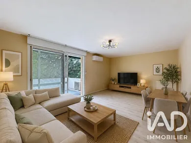 Appartement à Lons (64140)