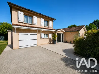 Maison à Décines-Charpieu (69150)
