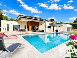 Architectural house in Nérac (47600)
