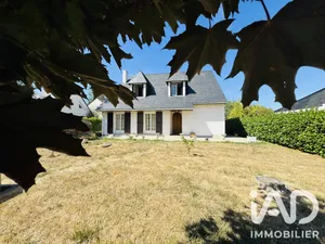 Maison de village à Saint-Barthélemy-d'Anjou (49124)