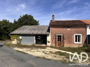 Village house in Sommières-du-Clain (86160)