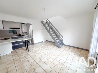 Maison à Guignes (77390)