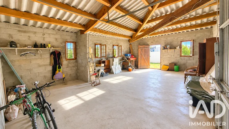 Parking 46 m² · à Leucate · 46 m² · 70 000 €