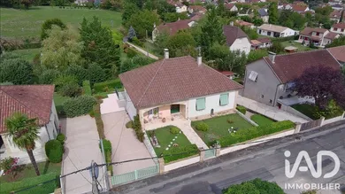 Pavillon à Saint-Céré (46400)