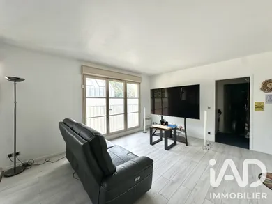 Apartment in Brie-Comte-Robert (77170)