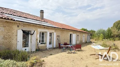 Maison de campagne à Champagné-Saint-Hilaire (86160)