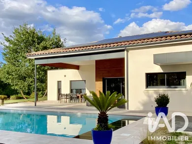 Architectural house in Nérac (47600)