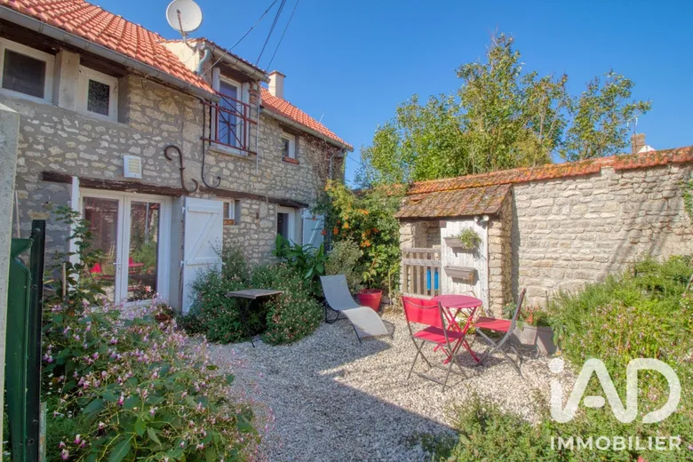 Maison 2 pièces 45 m² · à Césarville-Dossainville · 45 m² · 85 000 €
