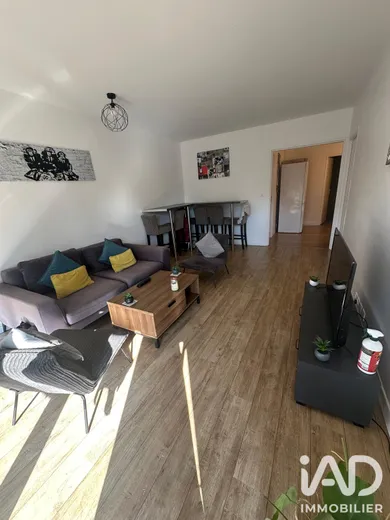 Appartement à Évry (91000)