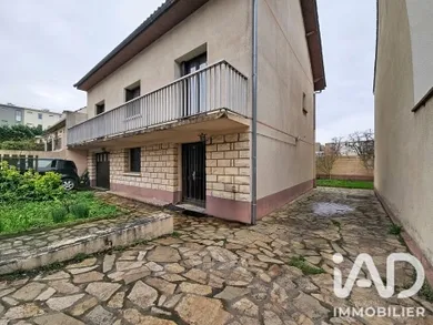 House in Chevilly-Larue (94550)