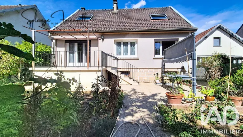 Maison 6 pièces 113 m² · à Dammarie-lès-Lys · 113 m² · 299 900 €