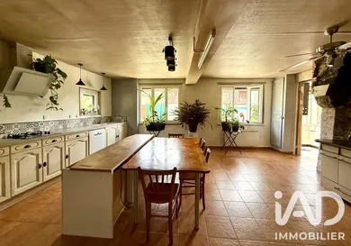 Farm in Fays-la-Chapelle (10320)