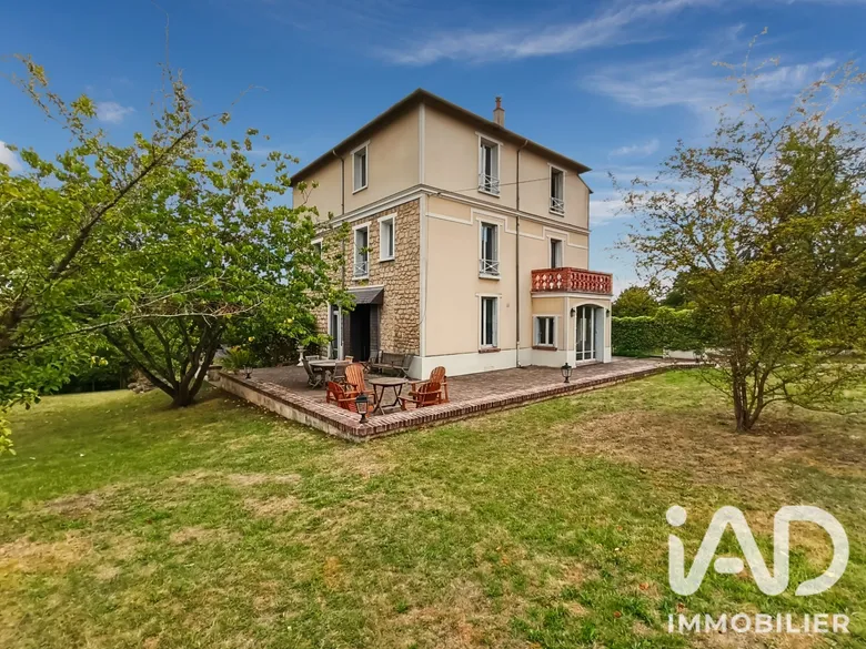 Maison 7 pièces 283 m² · à Pontoise · 283 m² · 650 000 €